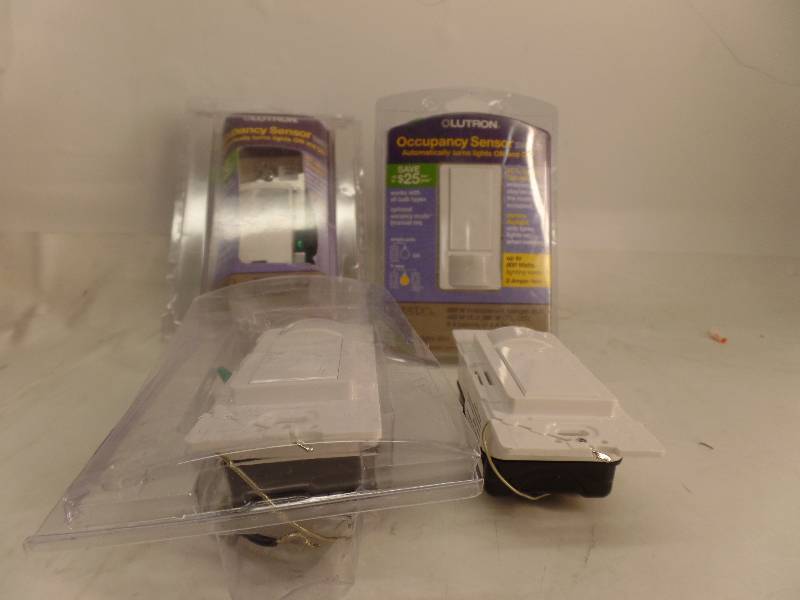 lot 1259 image: LOT OF ELECTRICAL SWITCHES