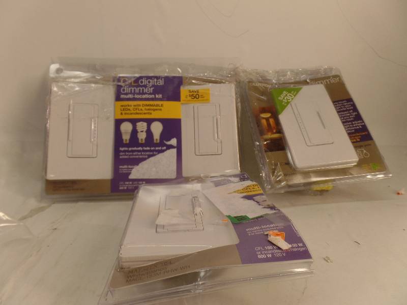 lot 1260 image: LOT OF MIX ELECTRICAL SWITCHES
