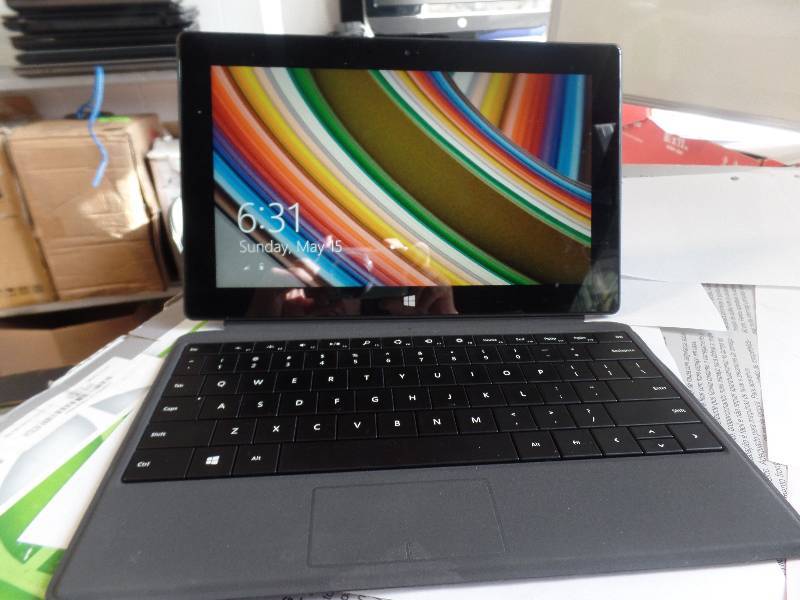 lot 1008 image: WINDOWS SURFACE RT 32GB