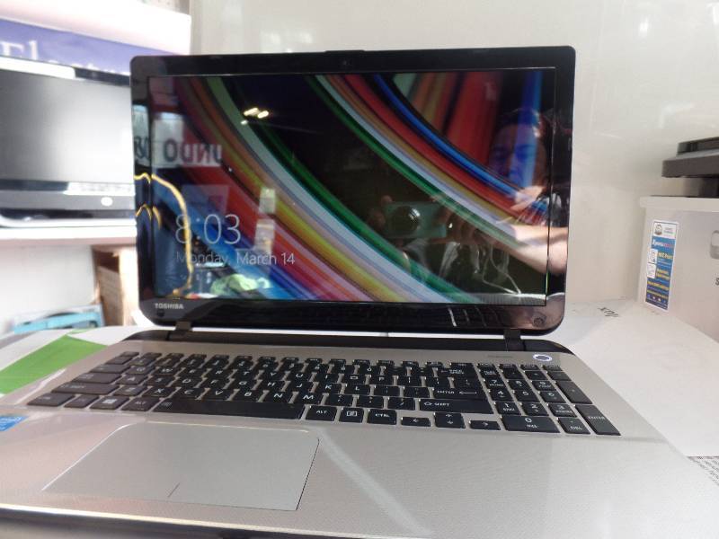 lot 1003 image: TOSHIBA SATELLITE L55-B5267 ( WIN 8 - 6 GB - i3 - 750 GB )