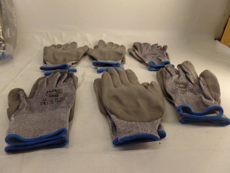 lot 1278 image: LOT OF 6 HYFLEX CR2 GLOVES NEW