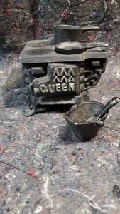 lot 1505 image: Cast Iron Salesman Sample (Reproduction)