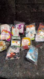 lot 1512 image: Lot of 15 Vintage Happy Meal Toys