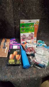 lot 1524 image: Stationary and Birthday Lot