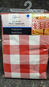 lot 1592 image: MAINSTAYS Red & white 70 inch Round Peva Tablecloth Chloride Free Peva 70 In Dia