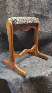 lot 1596 image: Vintage Rocking Footrest