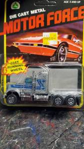 lot 1633 image: Motor Force Die Cast Metal Semi Truck