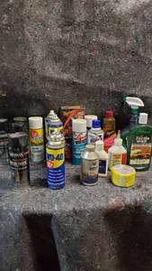 lot 1657 image: Lot of Auto Chemicals AND Tote