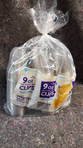 lot 1732 image: Bag of 9 oz Clear Cups