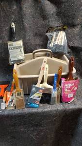 lot 1740 image: Lot of Painting Brushes And Carrier