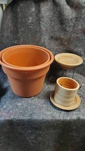 lot 1754 image: Flower Pot Lot