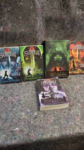 lot 1760 image: Set of The Young Samurai