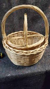 lot 1772 image: Pair of Wicker Baskets