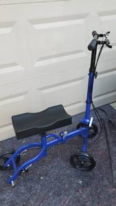 lot 1841 image: Knee Scooter