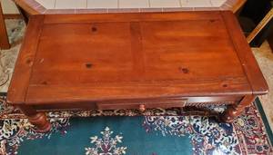 lot 3589 image: Wooden coffee table wdrawer