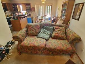lot 3595 image: Cushioned couch wthrow pillows- small wear