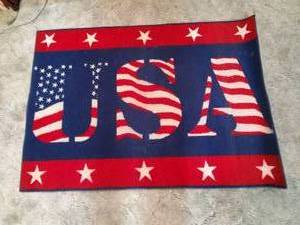 lot 3598 image: USA small rug 36 W X 51 L