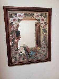 lot 3606 image: Matching pair of decorative wall mirrors 22 12 X 18 12