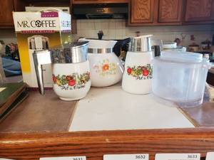 lot 3630 image: Kitchenware