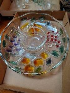 lot 3642 image: 2 glass platters and frosted bowl