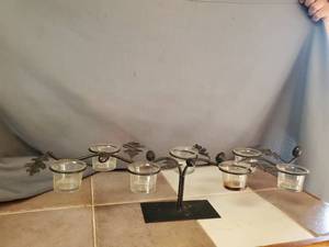 lot 3644 image: Metal decorative candle holder