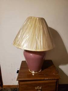 lot 3734 image: Large table lamp