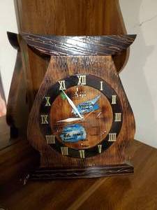 lot 3736 image: Wooden Fiji clock