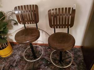 lot 3761 image: Rotating and Adjustable barstools wcushions