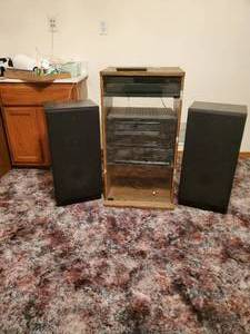 lot 3765 image: Sony speaker system
