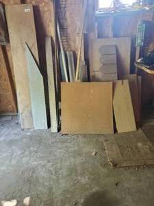 lot 3801 image: Various sized scrap wood