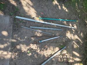 lot 3814 image: Metal bars and re-bar