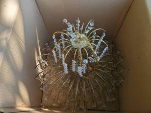 lot 3818 image: Chandelier