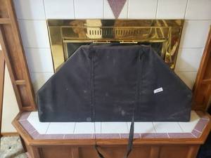 lot 3842 image: Condensable tabletop poker table