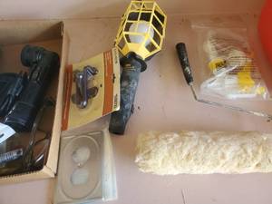 lot 3884 image: Assorted tools