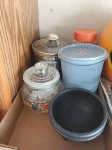 lot 3888 image: Kitchenware