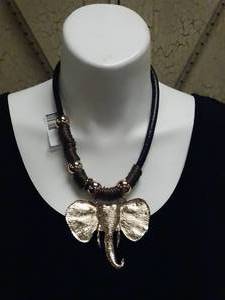 lot 37378 image: Elephant Pendant Boutique Necklace