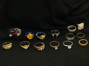 lot 37355 image: Ring Collection - Lot of Unique, Vintage, Glass & Metal Rings