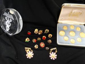 lot 37356 image: Service Year Pins. Paperweight & Buttons for American Medical Association Membership