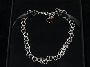 lot 37199 image: Small Hearts Sterling Necklace  22 Grams