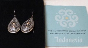 lot 37202 image: Elegant Handmade Sterling & 18 Kt Gold Earrings