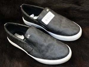 lot 37227 image: Michael Kors shoes Sz 7.5