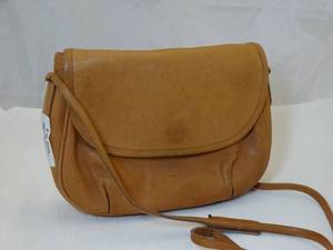 lot 37235 image: Small Tan Coach Clutch