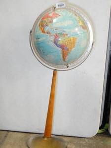 lot 37277 image: 12 Replogle World Nation Globe on Floor Pedestal 34