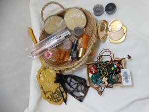 lot 37296 image: Collection of Faith Jewelry & Vintage Dressing Table Items