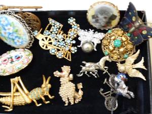 lot 37302 image: Vintage Pin Collection - Poodles, Bicycle, Grasshopper & Many More