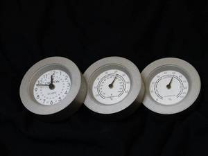 lot 37307 image: Analog Desktop Clock and Weather