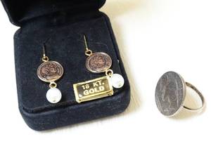 lot 37317 image: 18kt Gold Earrings and Buffalo Nickel Ring