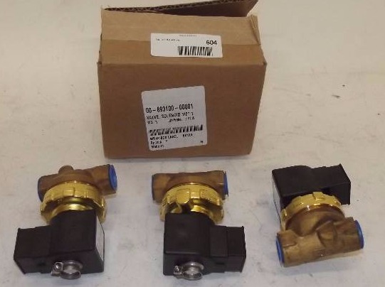 lot 604 image: Lot of 3 Parker Solenoid Valve