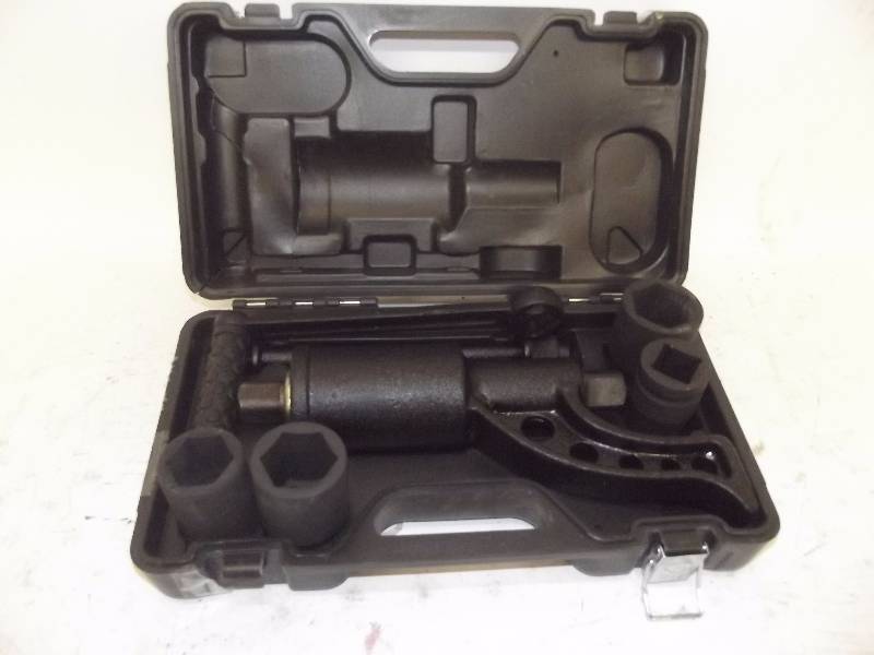 lot 620 image: Torque Multiplier