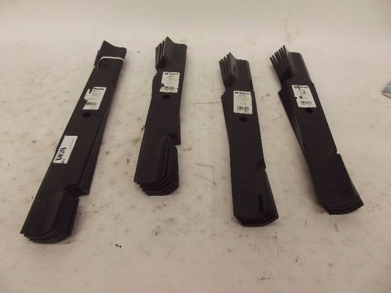 lot 636 image: Large Lot of Mower Blades